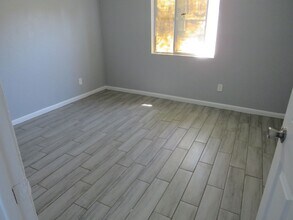 2726 E Tierra Buena Ln-Unit -Apt. 3 in Phoenix, AZ - Building Photo - Building Photo