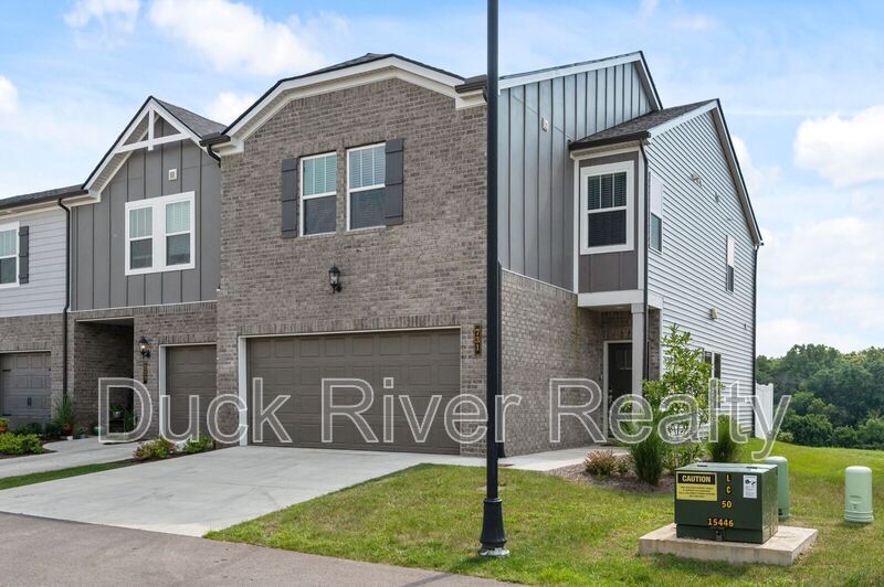 617 Taylor Bend in Columbia, TN - Building Photo
