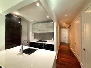 26-26 Jackson Ave in Queens, NY - Building Photo - Building Photo