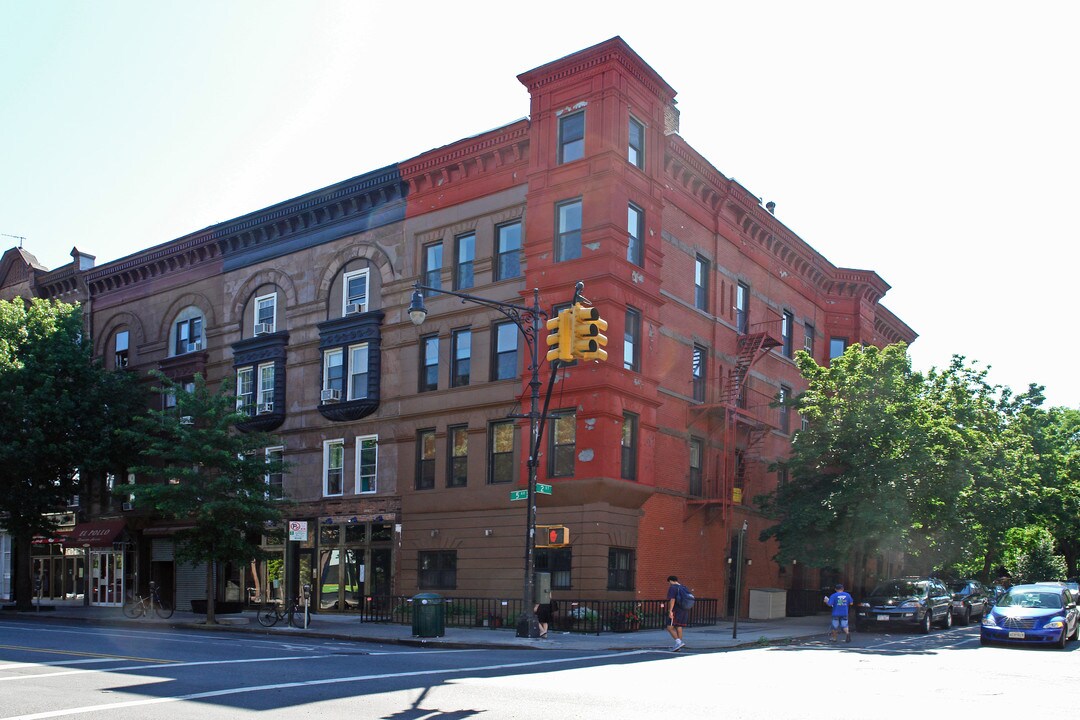 297 5th Ave in Brooklyn, NY - Building Photo