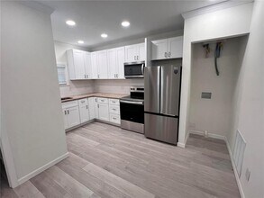 1156 Orange Ave in Dunedin, FL - Building Photo - Building Photo