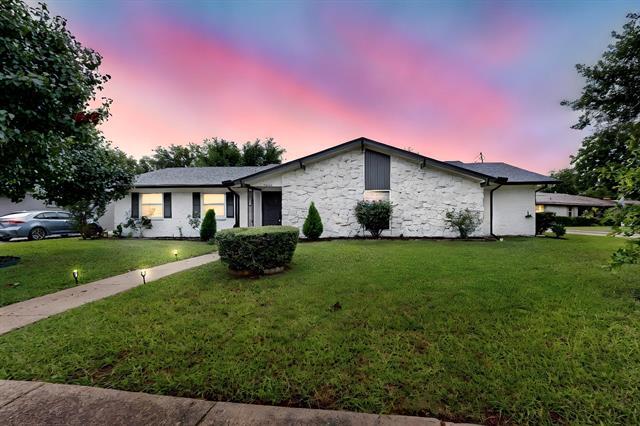 property at 3264 Northaven Rd