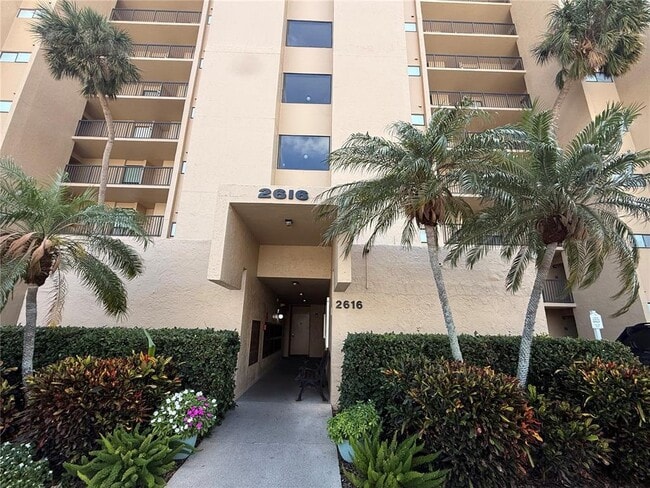 property at 2616 Cove Cay Dr
