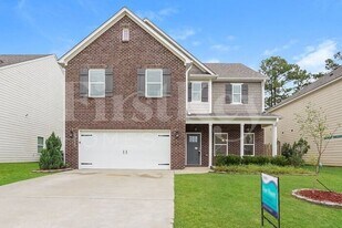 1112 Pine Valley Dr in Calera, AL - Building Photo