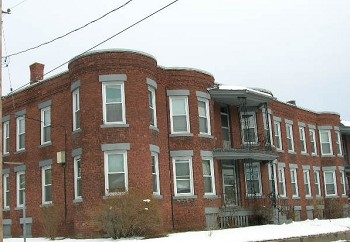 1295-1301 Dwight St in Holyoke, MA - Foto de edificio - Building Photo