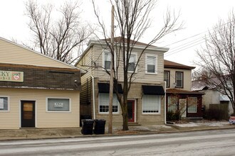 1841 Brownsboro Rd in Louisville, KY - Building Photo - Building Photo