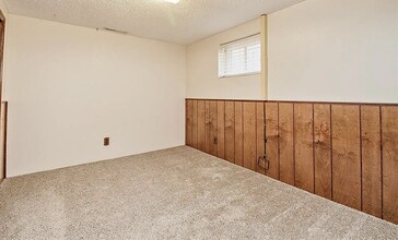 5890 Del Paz Dr, Unit Basement in Colorado Springs, CO - Foto de edificio - Building Photo