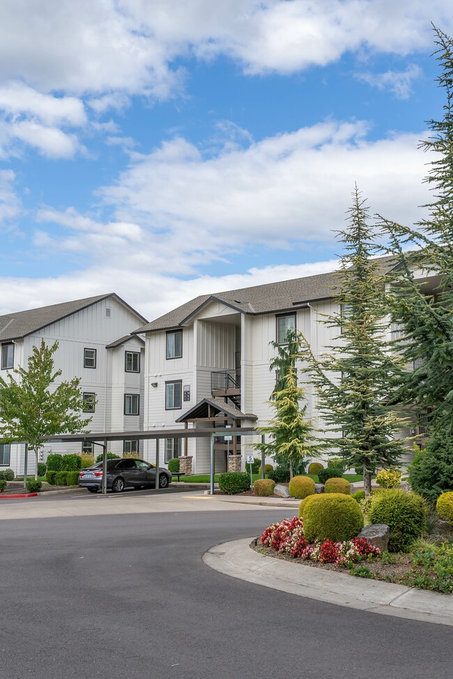 Riverplace in Independence, OR - Foto de edificio - Building Photo