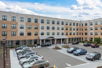 Waterstone On High Ridge in Stamford, CT - Building Photo - Building Photo