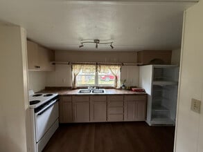 2100 Roach St in Mena, AR - Foto de edificio - Building Photo