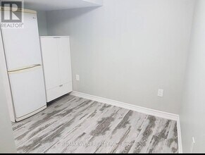 77 Murrie St in Toronto, ON - Building Photo - Building Photo