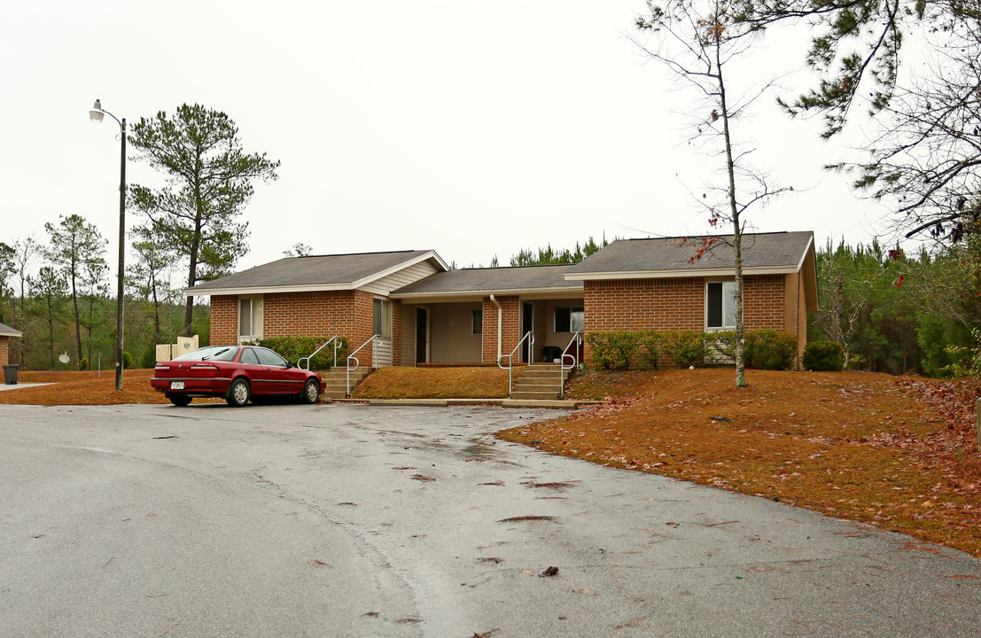 River Junction Apartments in Chattahoochee, FL - Building Photo