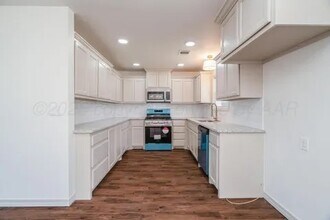 4336 Mesa Cir in Amarillo, TX - Building Photo - Building Photo