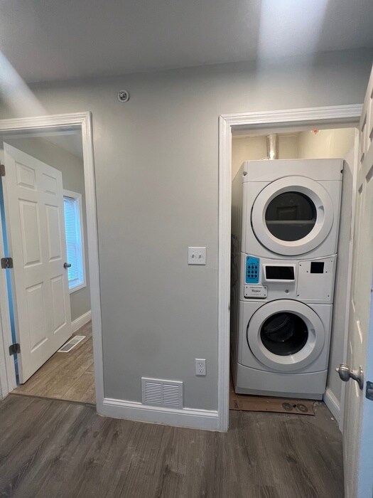 28 Otis St, Unit 1 in Somerville, MA - Building Photo - Building Photo