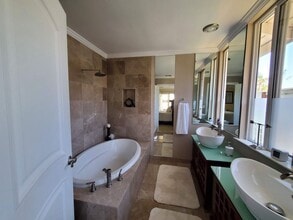 132 Caribe Isle in Novato, CA - Building Photo - Building Photo