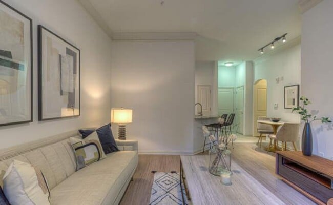 property at 2900 N Braeswood Blvd