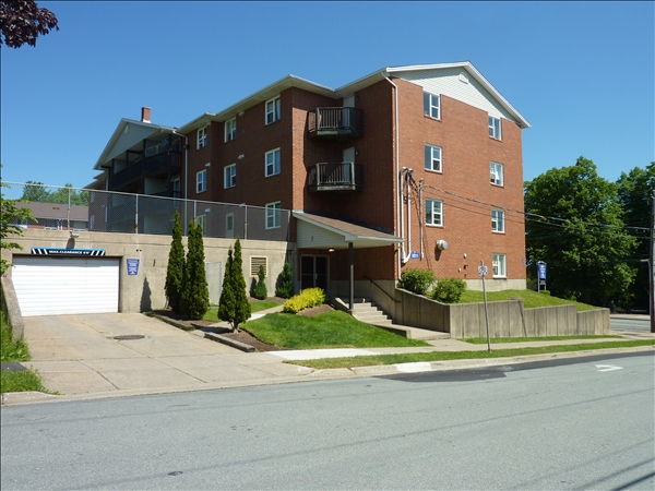 5511 Charles Street in Halifax, NS - Building Photo