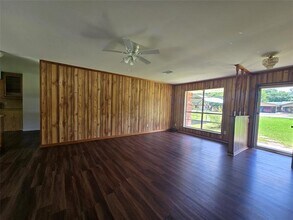 505 Mable St in Conroe, TX - Building Photo - Building Photo