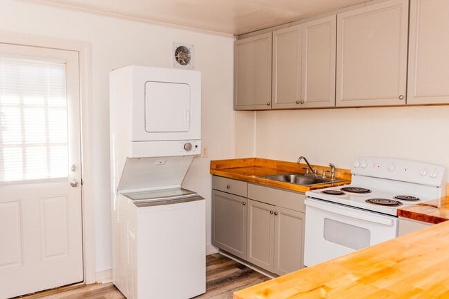 1314 N Parham Rd in Richmond, VA - Building Photo - Building Photo