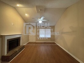 402 Steeple Chase Rd in Macon, GA - Building Photo