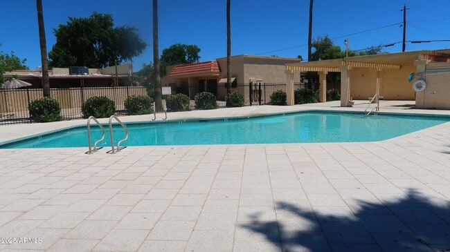 17202 N 16th Dr in Phoenix, AZ - Building Photo - Building Photo