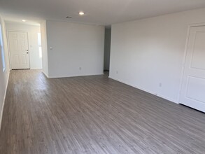 719 Bullsnake Trl in New Braunfels, TX - Building Photo - Building Photo