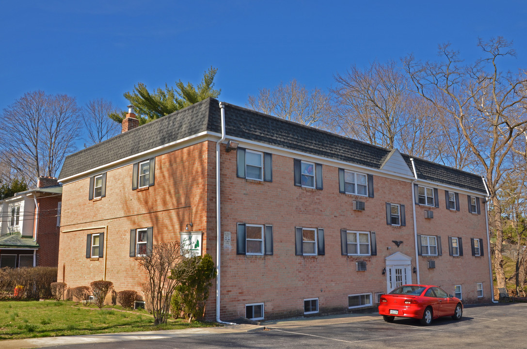 105 Lincoln St in Ridley Park, PA - Building Photo