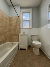 11 Randolph Ave, Unit 2A in Jersey City, NJ - Building Photo - Building Photo