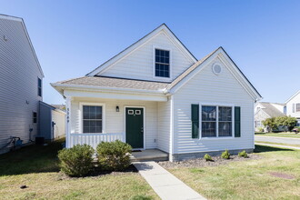 5569 Mossy Creek Dr in Dublin, OH - Building Photo - Building Photo