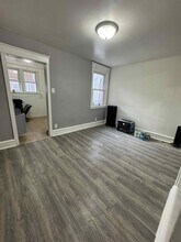 3948 Howland St in Philadelphia, PA - Building Photo - Building Photo