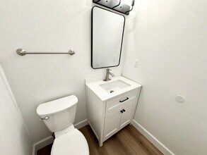 104 Caron Ln in Easley, SC - Foto de edificio - Building Photo
