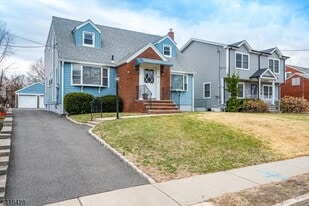 432 Rosetta Pl in Union, NJ - Building Photo