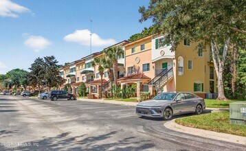 9745 Touchton Rd in Jacksonville, FL - Building Photo - Building Photo