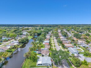 5051 SW 93rd Ave in Cooper City, FL - Building Photo - Building Photo