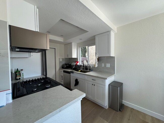 3221 Vineland Ave in Baldwin Park, CA - Foto de edificio - Building Photo