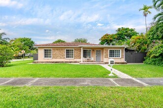 1832 SW 62nd Pl in Miami, FL - Building Photo - Building Photo