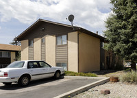 220 W 4th St in Monument, CO - Foto de edificio - Building Photo