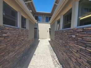 495 Columbia Point Dr in Richland, WA - Building Photo - Building Photo