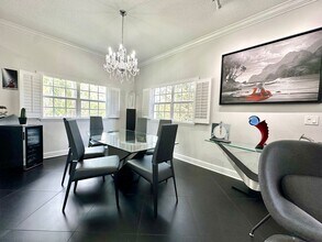 100 Ricardo Way NE in St. Petersburg, FL - Building Photo - Building Photo