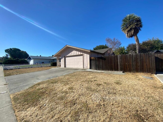 3122 Van Buren Pl in Antioch, CA - Building Photo - Building Photo