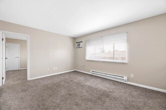 800 Harrisburg Pike, Unit 1-1 E in Columbus, OH - Building Photo - Building Photo