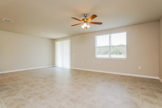 436 Sun Warbler Wy in St. Cloud, FL - Building Photo - Building Photo