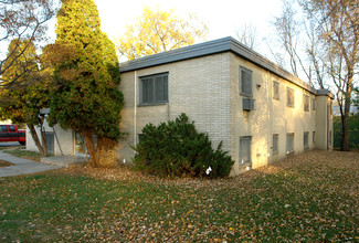 Westview Apartments in St. Paul, MN - Building Photo - Building Photo