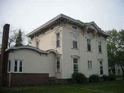 117 Mentor Ave in Painesville, OH - Foto de edificio