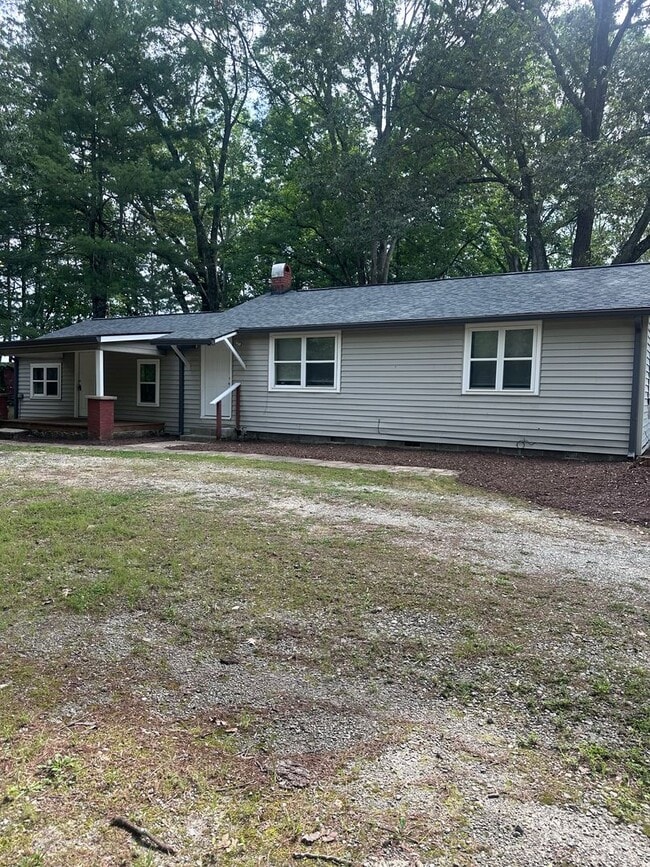 property at 1054 Perimeter Rd