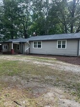 1054 Perimeter Rd in Dawsonville, GA - Building Photo - Building Photo