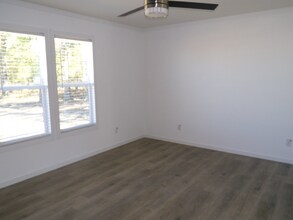 432 Patriot Ln in Collinston, LA - Foto de edificio - Building Photo