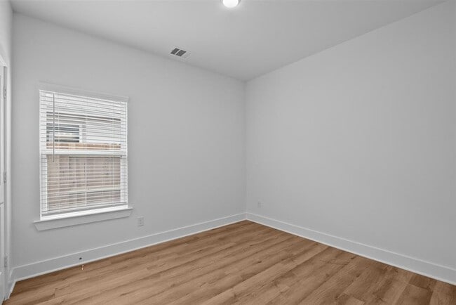 property at 31915 Splendor Dr