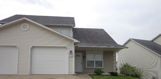 Southfield Townhomes in Columbia, MO - Building Photo