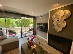 16866 Kingsbury St, Unit 115 in Granada Hills, CA - Building Photo - Building Photo